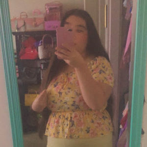 Meet your Posher, Keila